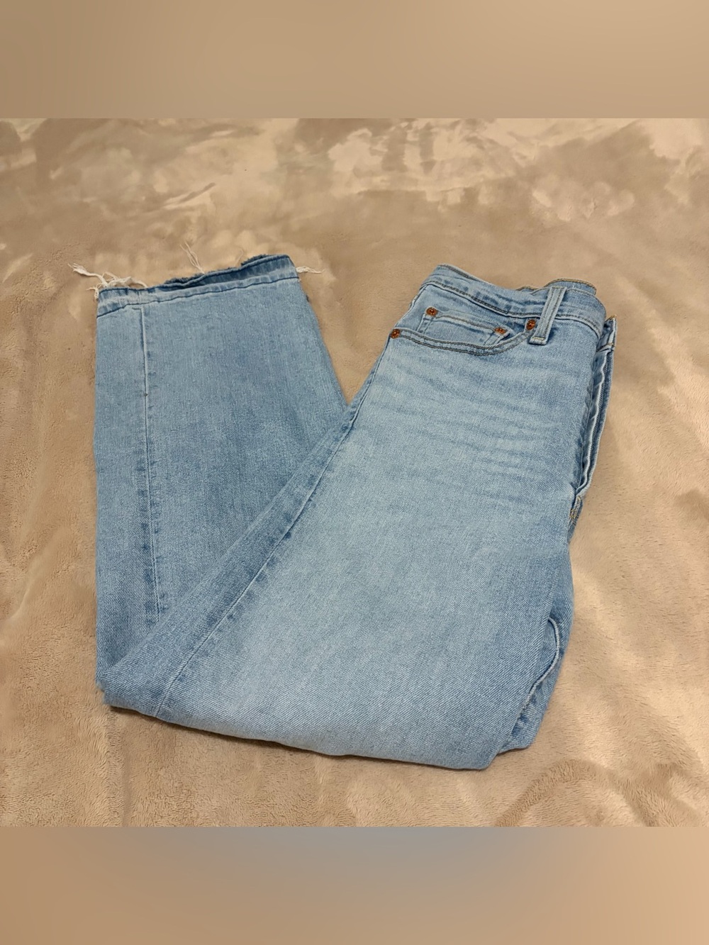 Levi’s Ribcage Straight Ankle Jeans